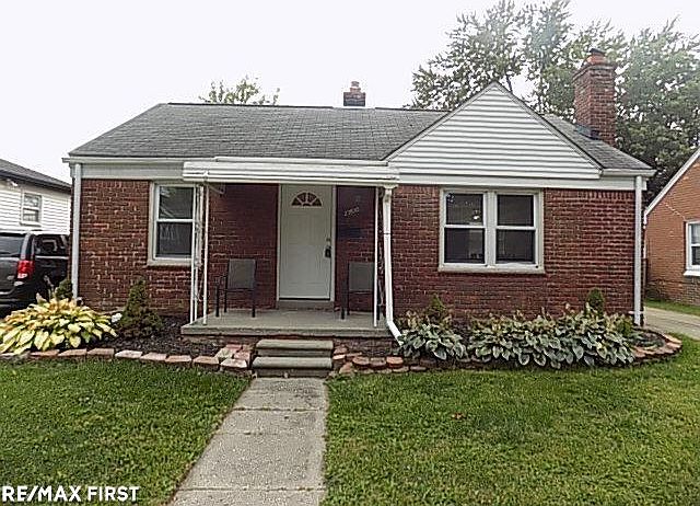 1st image of 23830 Deziel St