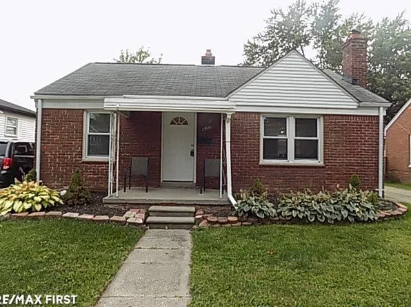 23830 Deziel St, Saint Clair Shores, MI 48082