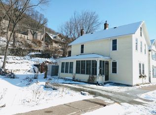 403 S Main, Alma, WI 54610