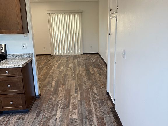 2nd image of 375 W Park Ave APT E