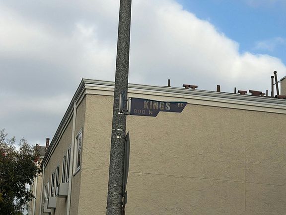 5th image of 825 N Kings Rd APT 11
