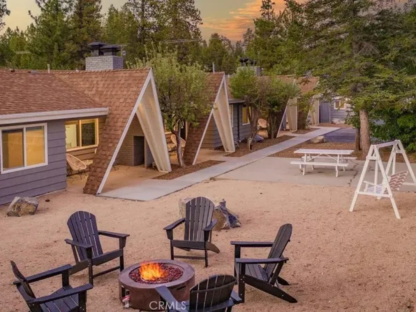 560 Edgemoor Rd, Big Bear Lake, CA