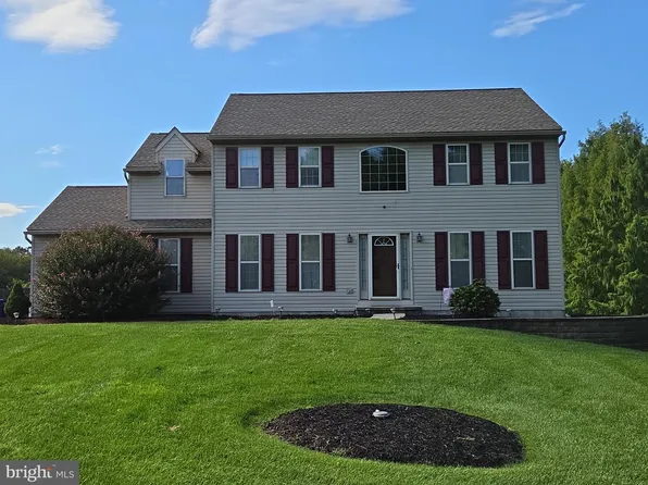 101 White Doe Dr, Lincoln University, PA 19352