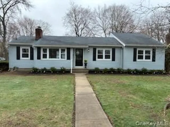 12 Fairlee Drive, East Northport, NY 11731