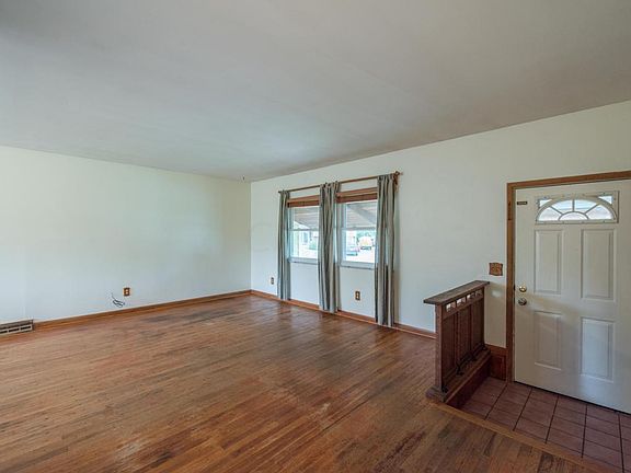 4th image of 3838 Tamara Dr