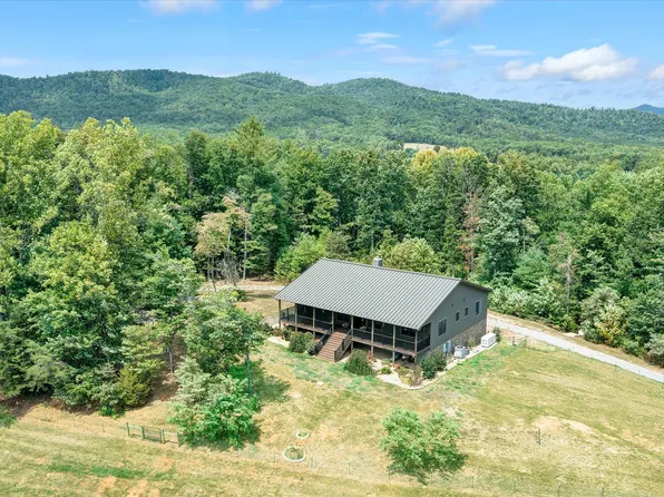 1361 Gap Gate Rd, Callaway, VA 24067