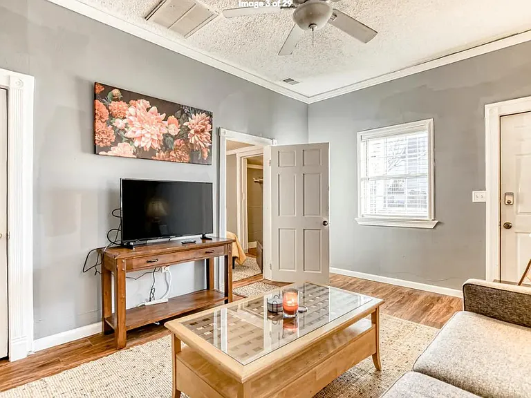 512 Nicoll St — Photo 4