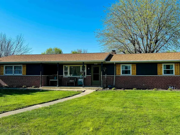 2055 Wilshire Dr, Frankfort, IN 46041