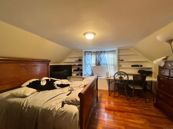 128-130 Branford St, Hartford, CT 06112