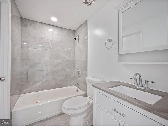 2nd image of 2836 Nomad Ct W