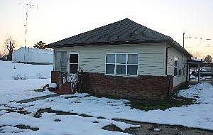 3rd image of 1214 Newton Ave