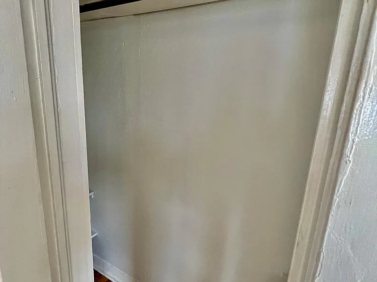 1450 W Myrtle St #2 — Photo 5