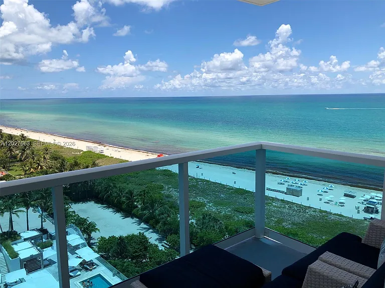 2301 Collins Ave #1210 — Photo 3