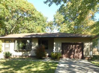 1420 Sunbury Ave, Norton Shores, MI