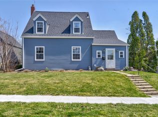 1033 8th St, Marion, IA 52302