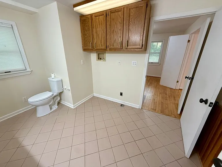 325 Highland Rd — Photo 20