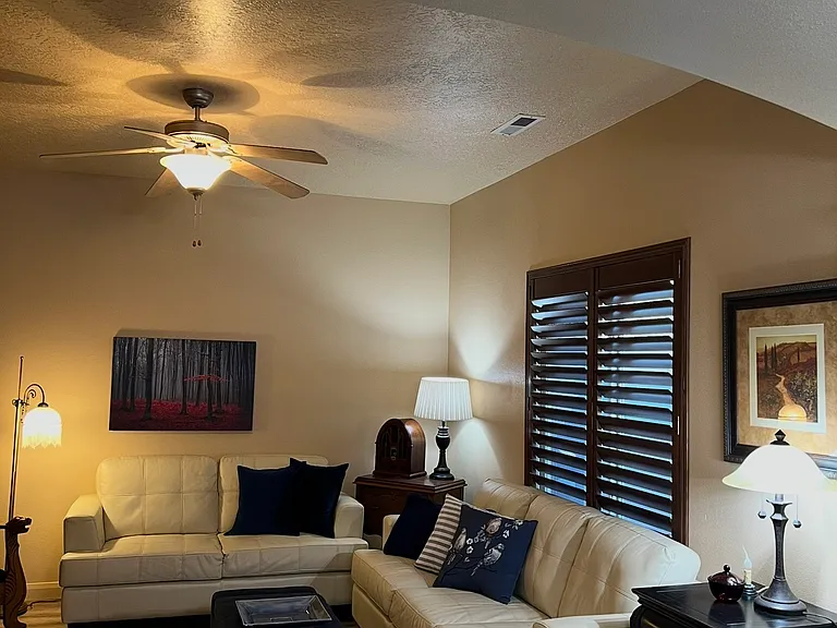 3928 Bella Vista Dr — Photo 2
