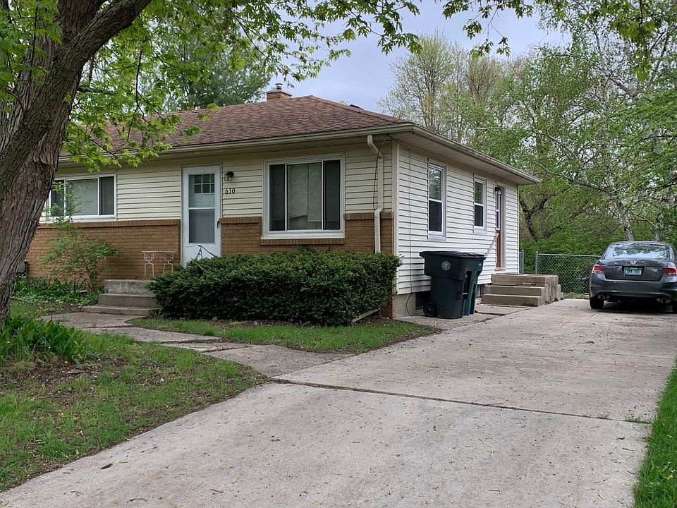 2nd image of 630 Wayland Ave