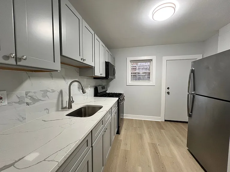 1536 S Bailey St — Photo 30