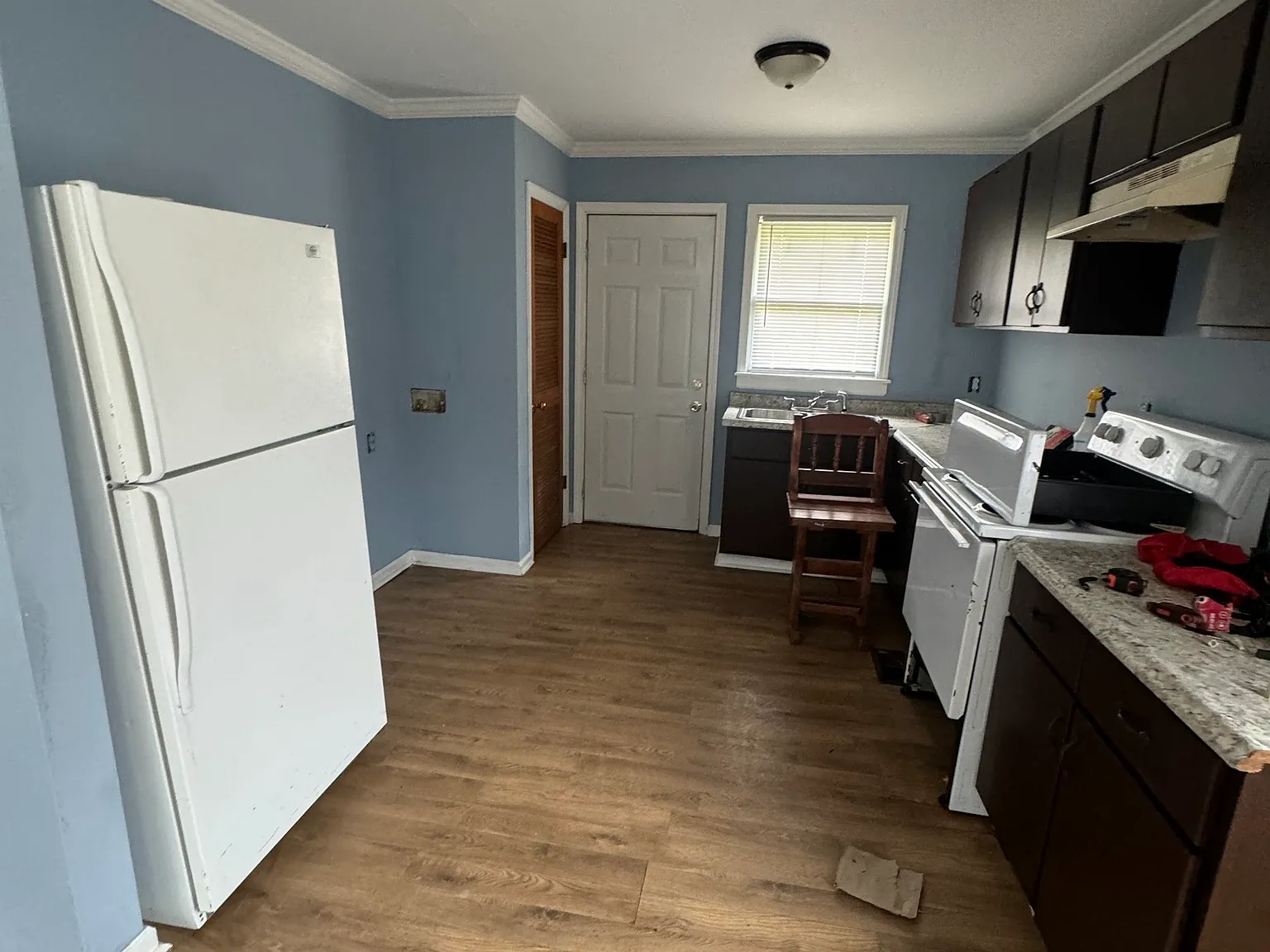 3 bed, 1.0 bath, 1020 sqft, $1,250 — Photo 4
