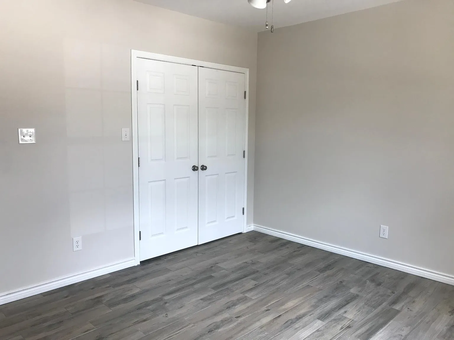 2 bed, 1000 sqft, $875 — Photo 3