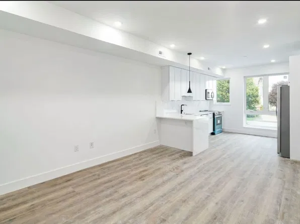 1522 N 8th St #1A, Philadelphia, PA 19122