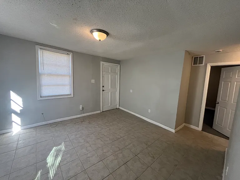 3811 San Juan Ave #B — Photo 6