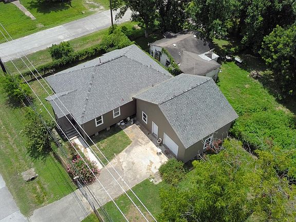 2nd image of 4301 Russell St