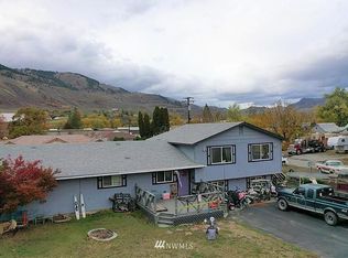 816 Golden St, Oroville, WA 98844