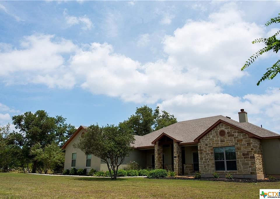 1st image of 814 Oak Bluff Trl
