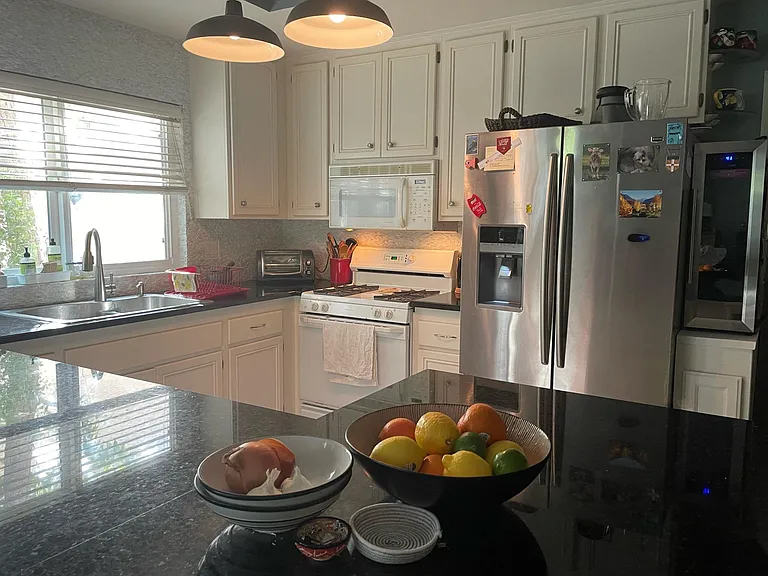 Spacious kitchen