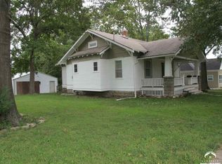 635 N Cedar St, Ottawa, KS 66067