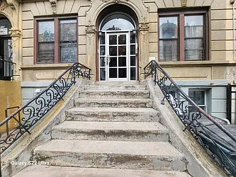 Rented by RELEASE NY