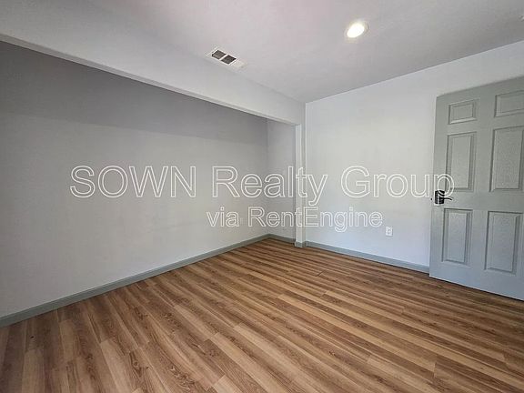 4th image of 412 E William St #6