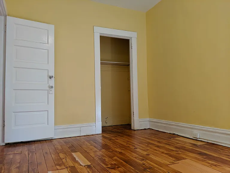 4109 Haldane St — Photo 6