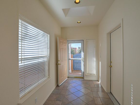 4th image of 5616 Vulcan Vista Dr NE