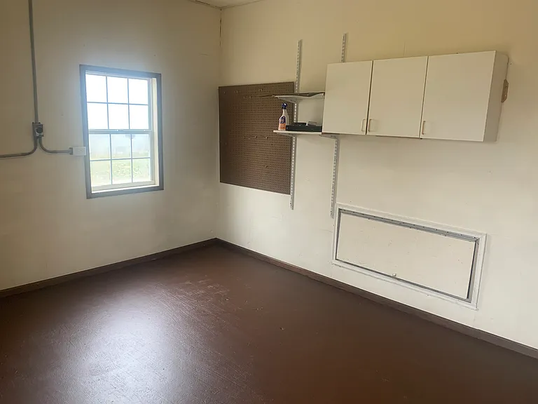 227 Berry Ridge Rd — Photo 13