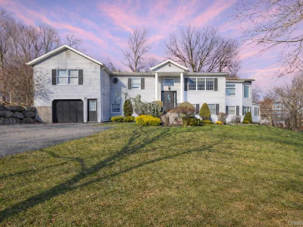 1 Joshua Court, Monsey, NY 10952