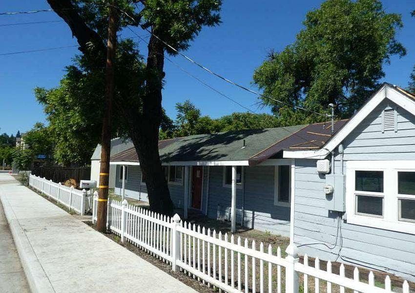 1st image of 1012 W 9th St