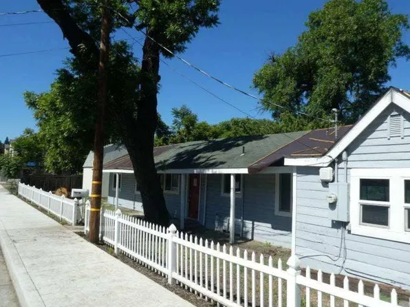 1012 W 9th St, Chico, CA 95928