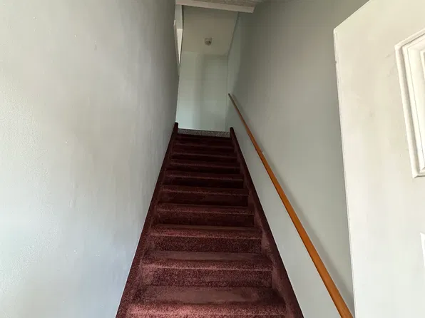 888 Wayne Ave #7, Indiana, PA 15701