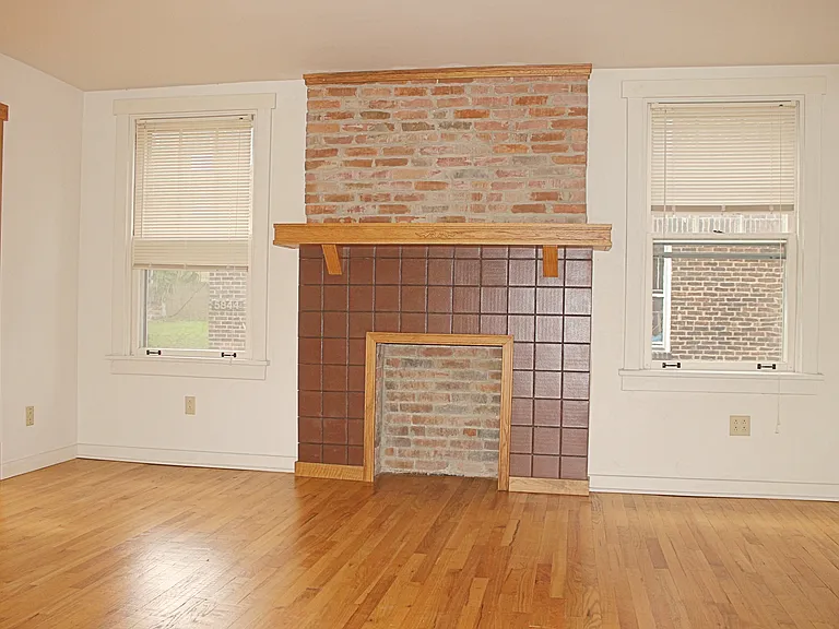 LR - living room