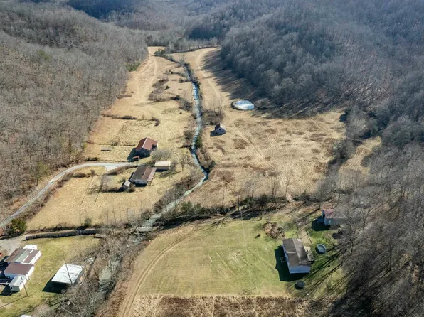 1285 Trusty Rd, Hustonville, KY 40437