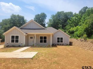 413 Dallas St, Winona, TX 75792