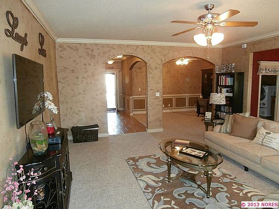 4th image of 2438 W New Orleans St