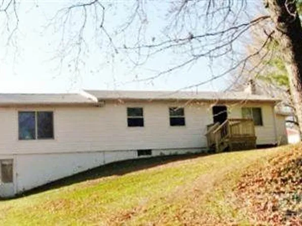 24880 L Dr N, Albion, MI 49224
