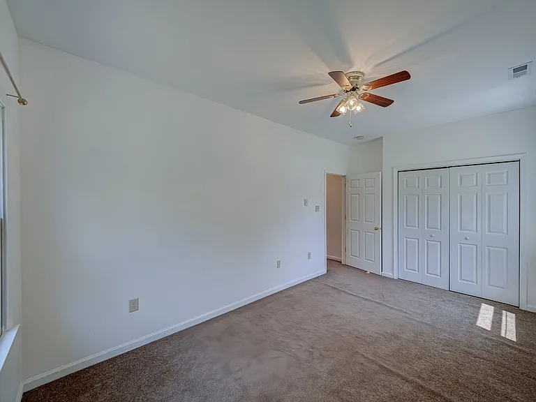 756 Lakehurst Rd — Photo 16