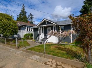 8852 11th Ave SW, Seattle, WA 98106