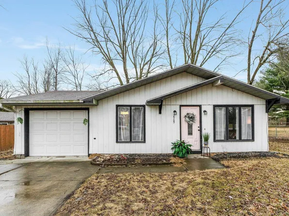 2909 Sandpoint Rd, Fort Wayne, IN 46809