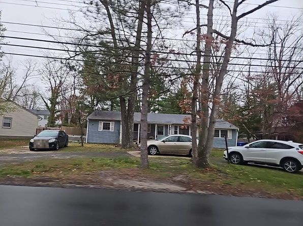 96 Lenape Trl, Medford Lakes, NJ 08055